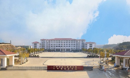 江西省商务学校教学楼