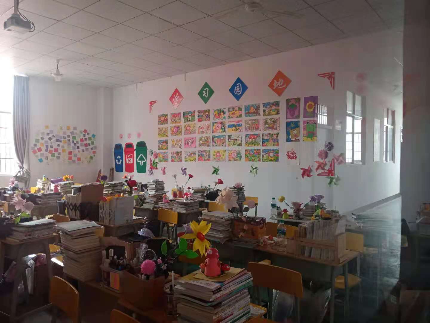 赣州科汇学校教室图片