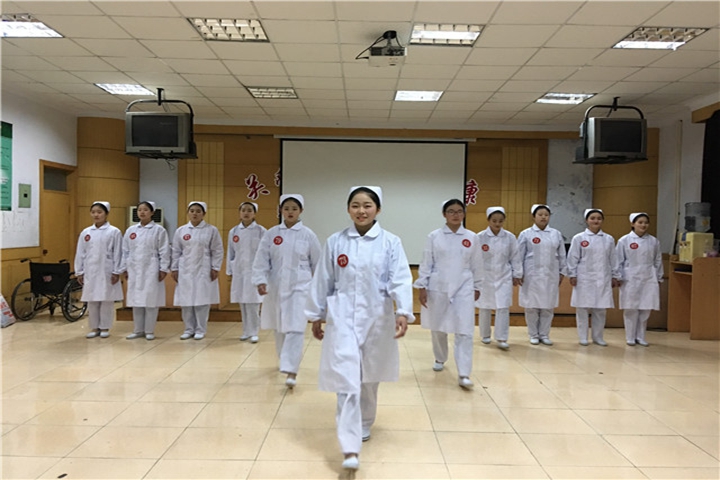 护理助产单招班