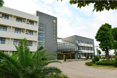 吉安市井冈山技工学校